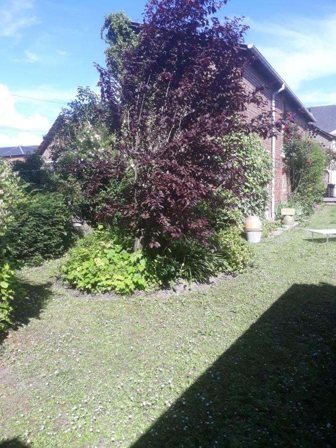 Gite Au Bord Du Lac Montville 外观 照片